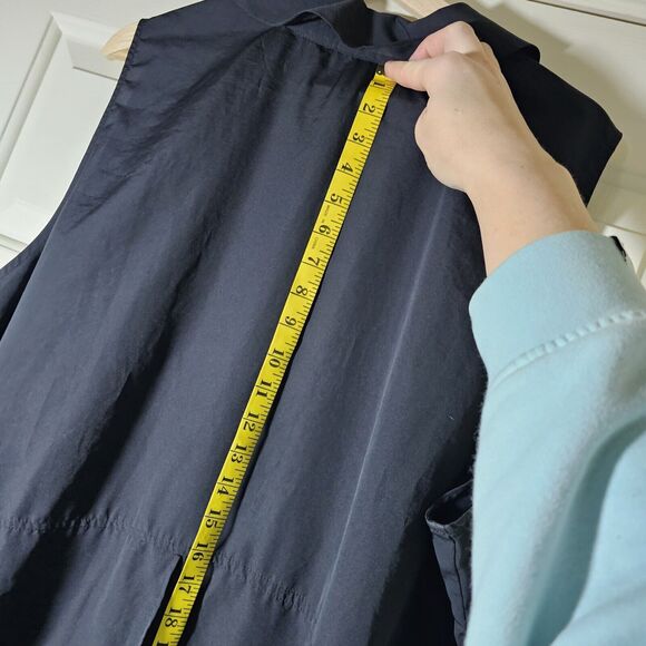 LANE BRYANT SLEEVELESS TUNIC TOP SZ 26 Black W/ Hidden Buttons Collar Split Back - Picture 9 of 11